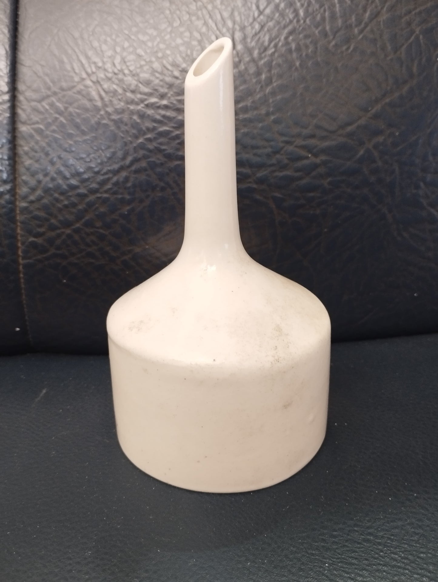 80 ml premium quality Beehive Shelf | Beekeeping equipment storage | Beehive box holder | Beekeeping supply storage