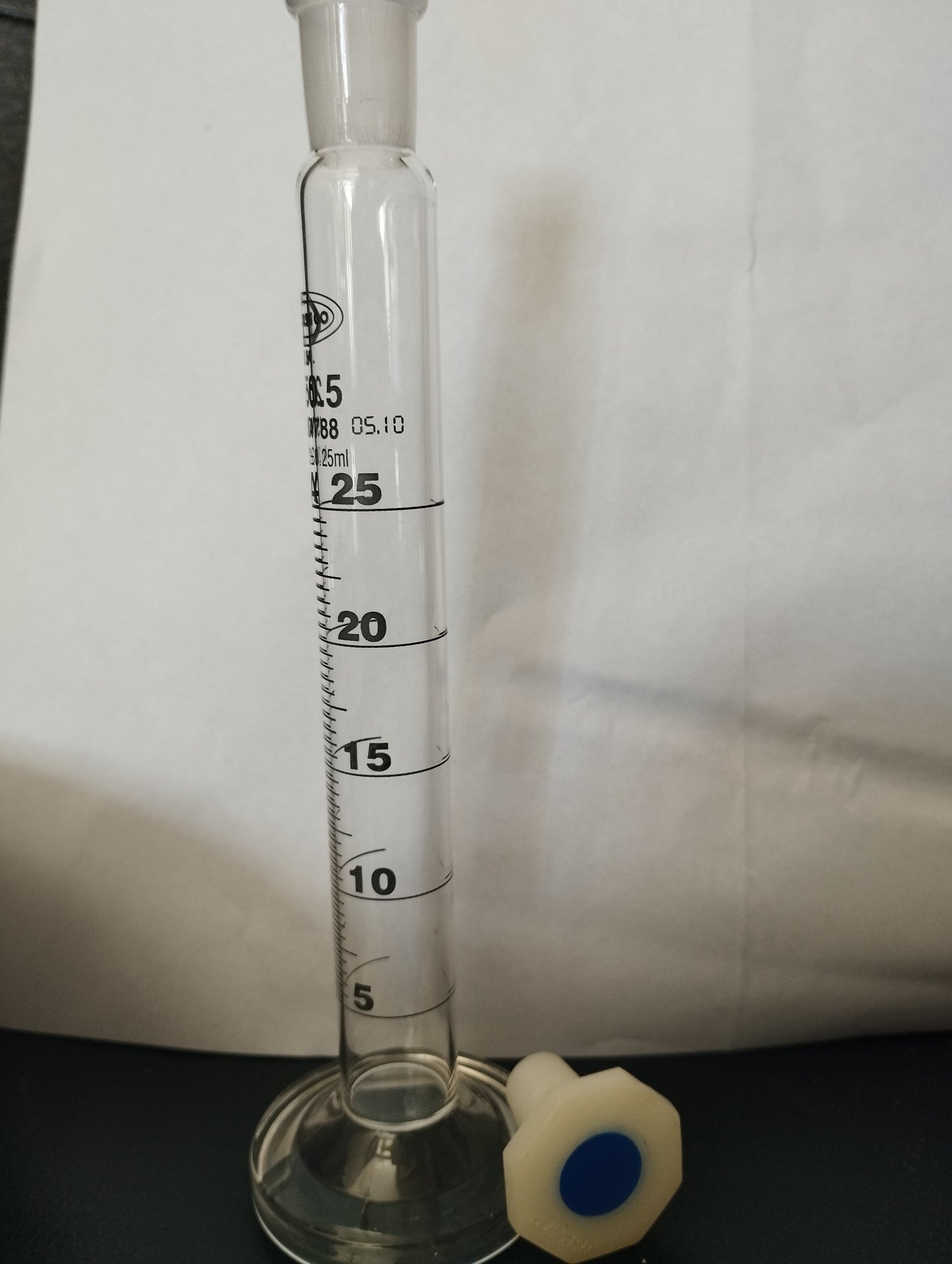 10 ml Premium Quality Stopper Cylinder Glassco | Borosilicate Glass | High Quality Heat & Chemical Resistant