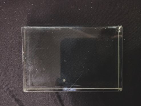 Thick Glass Slab, Premium Quality, Rectangular Shaped, Vintage Clear Glass, Transparent and Refrective Slab.