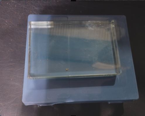 Thick Glass Slab, Premium Quality, Rectangular Shaped, Vintage Clear Glass, Transparent and Refrective Slab.