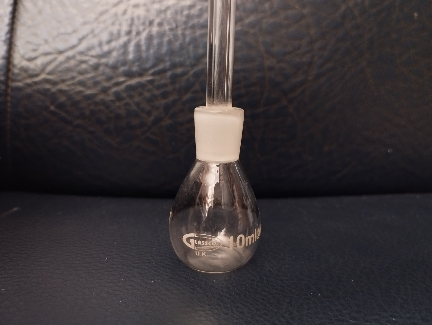 Gravity Bottle 10ml Specific Glassco | Narrow, cylindrical shape | Broilicate Glass|  Flat bottom Glass Flask